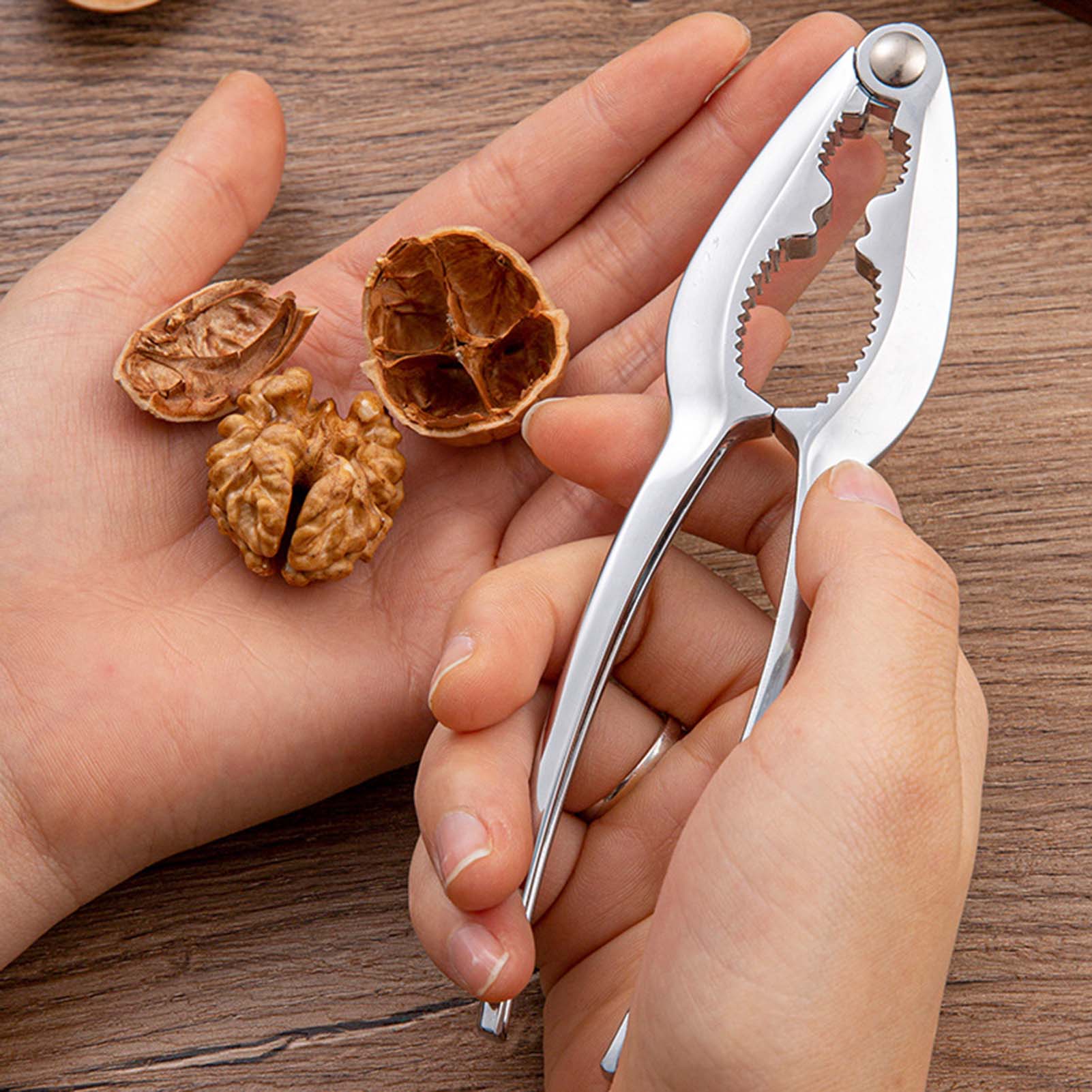 15cm Nutcracker Chestnut Clip  - Kitchen Job ulasan dan harga
